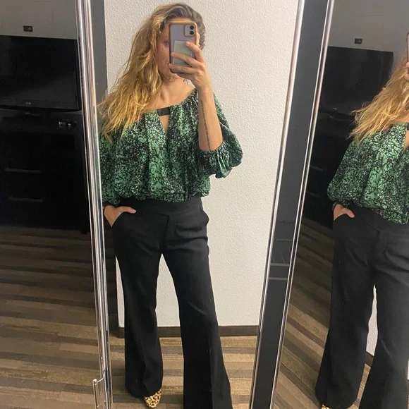 Diane von Fürstenberg Silk Blouse Puff Sleeve Green Splatter Print size Small - Picture 1 of 13